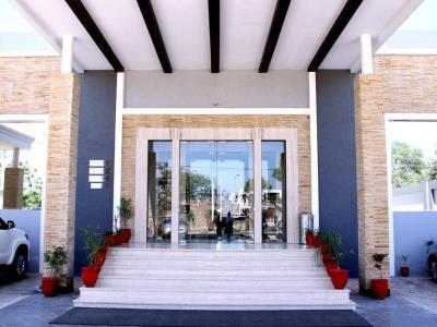 Continent Hotel Nawanshahr Nawāshahr Exterior foto